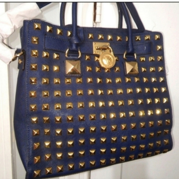 🍁🍂VERY RARE HTF Michael kors navy studded PYRAMID satchel - Picture 6 of 10